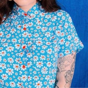 Big Bud Press Lazy Daisy Button Down Blue orange Size P Rayon